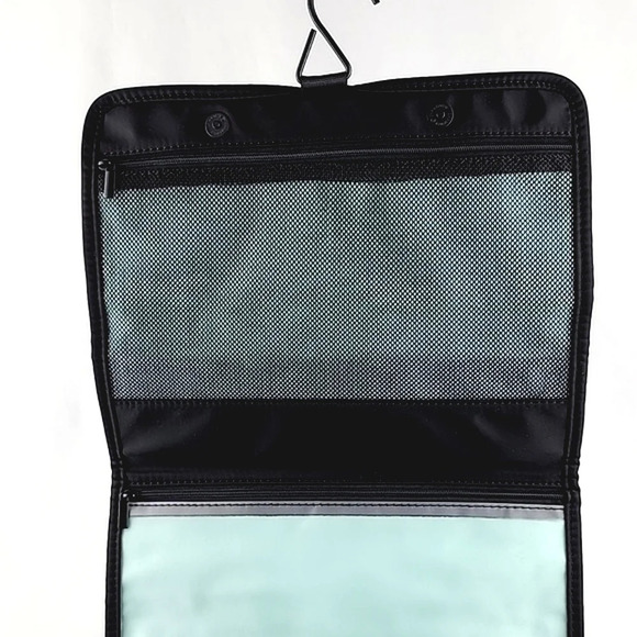 TRACKER Black Travel Foldover Hanging Carry Case Multi Compartments - Picture 6 of 14